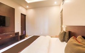 Super Townhouse Amaraa Farms Near Lulu Hypermarket